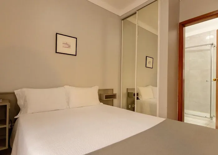 Sao Nicolau Szálloda Braga